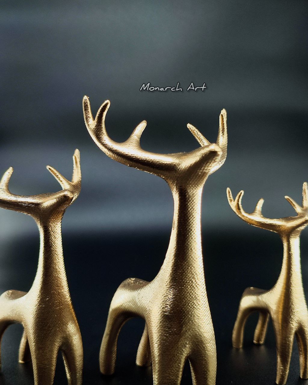 3’lü Geyik Figürü Biblo Seti - Modern Altın Ev ve Ofis Dekorasyon Objesi