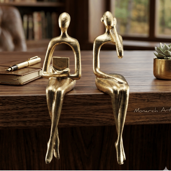 3’lü Entelektüel Figür Seti - Düşünen, Kitap Okuyan ve Müzik Dinleyen Gold Biblo - Modern Ev ve Ofis Dekorasyon Objesi (12 Cm)
